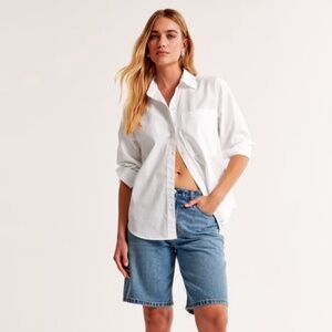 ABERCROMBIE & FITCH OVERSIZED POPLIN BUTTON UP SHIRT